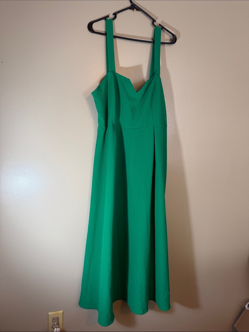 SHEIN Green Sweetheart Neck Midi Dress